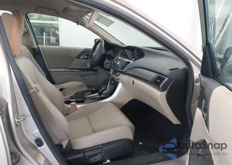 2015 Honda Accord Lx z USA, uszkodzony, nr VIN 1HGCR2F38FA138728